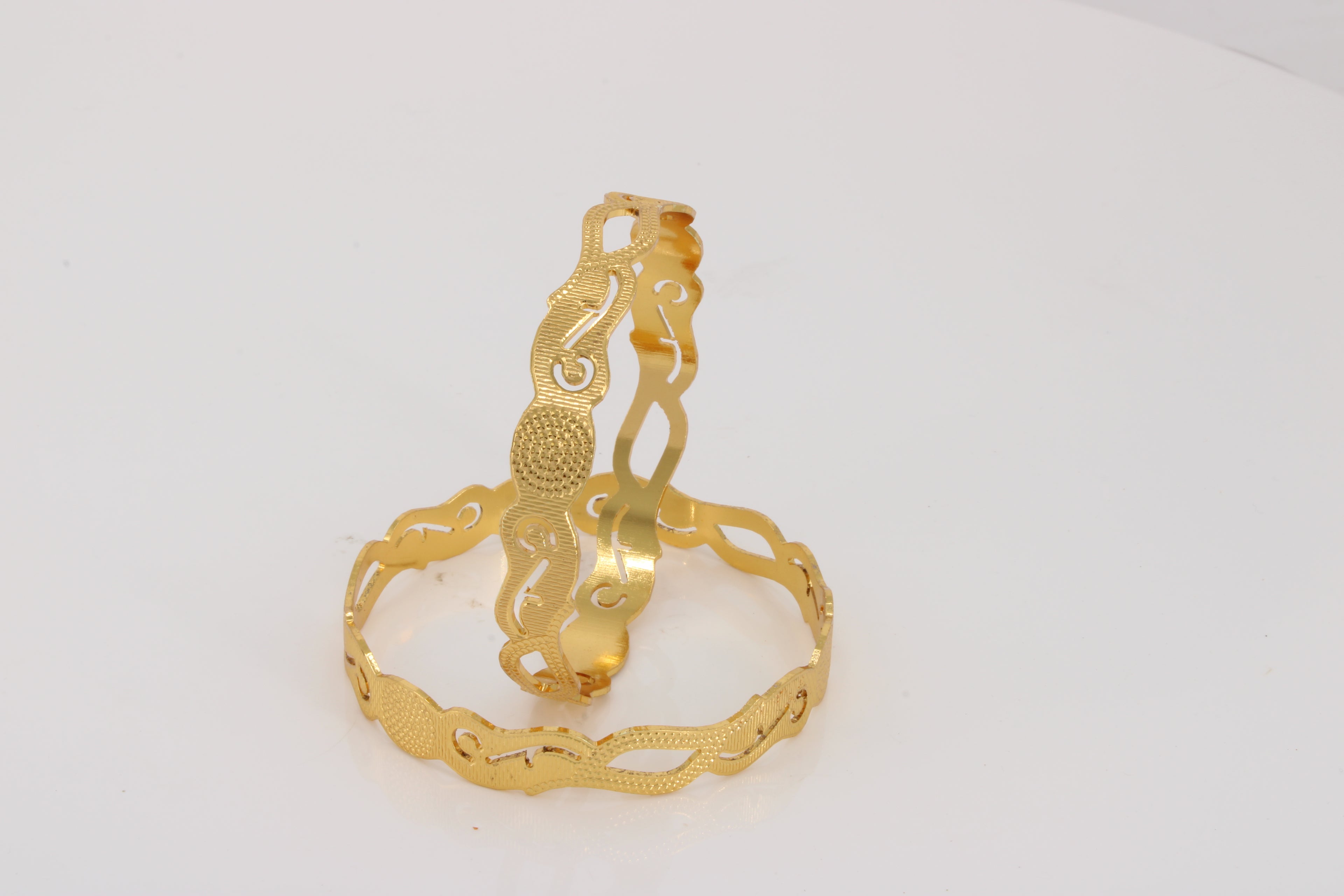 AURYN CNC GOLD PLATED BANGLES