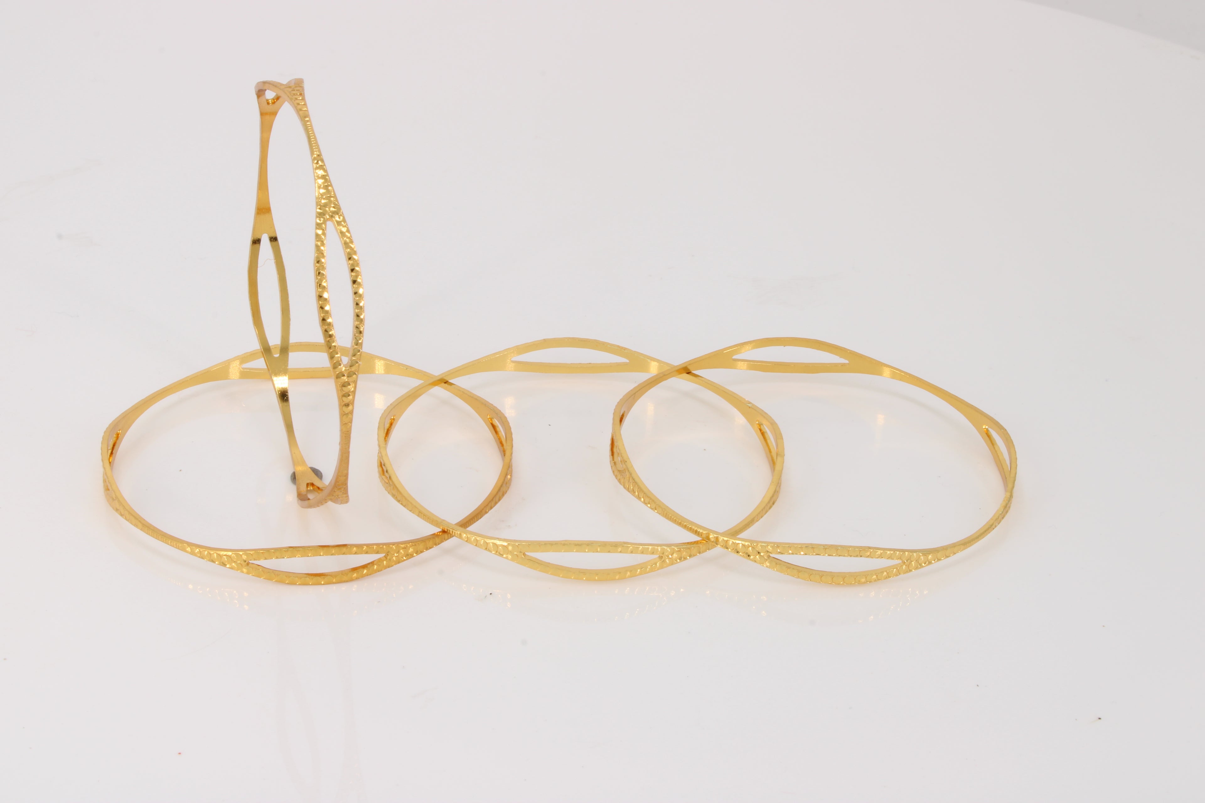 AURELIZE CNC GOLD PLATED BANGLES