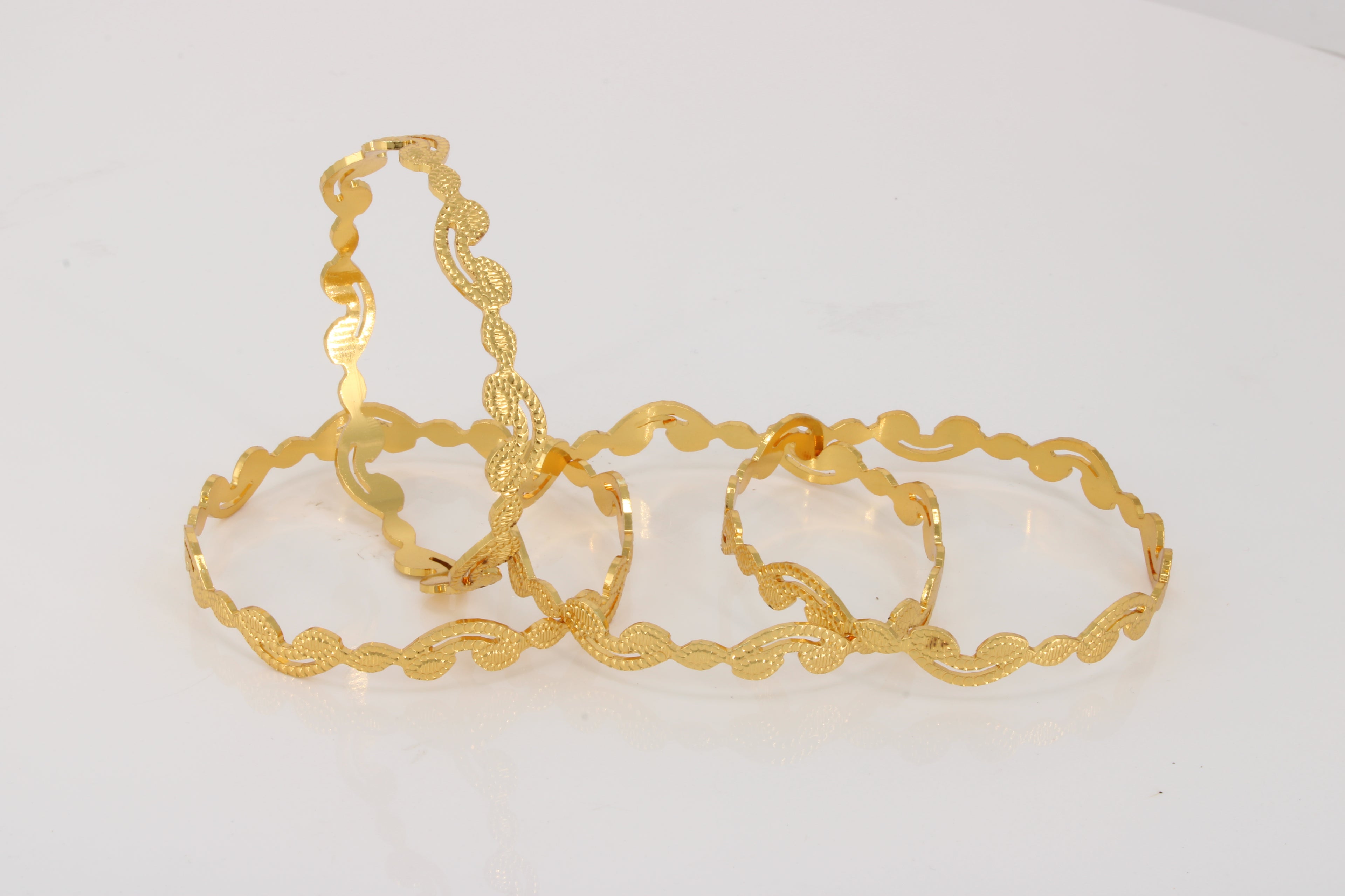AVELINE CNC GOLD PLATED BANGLES