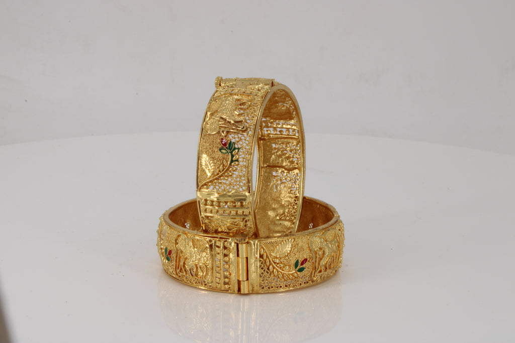 Golden Filigree Bangle
