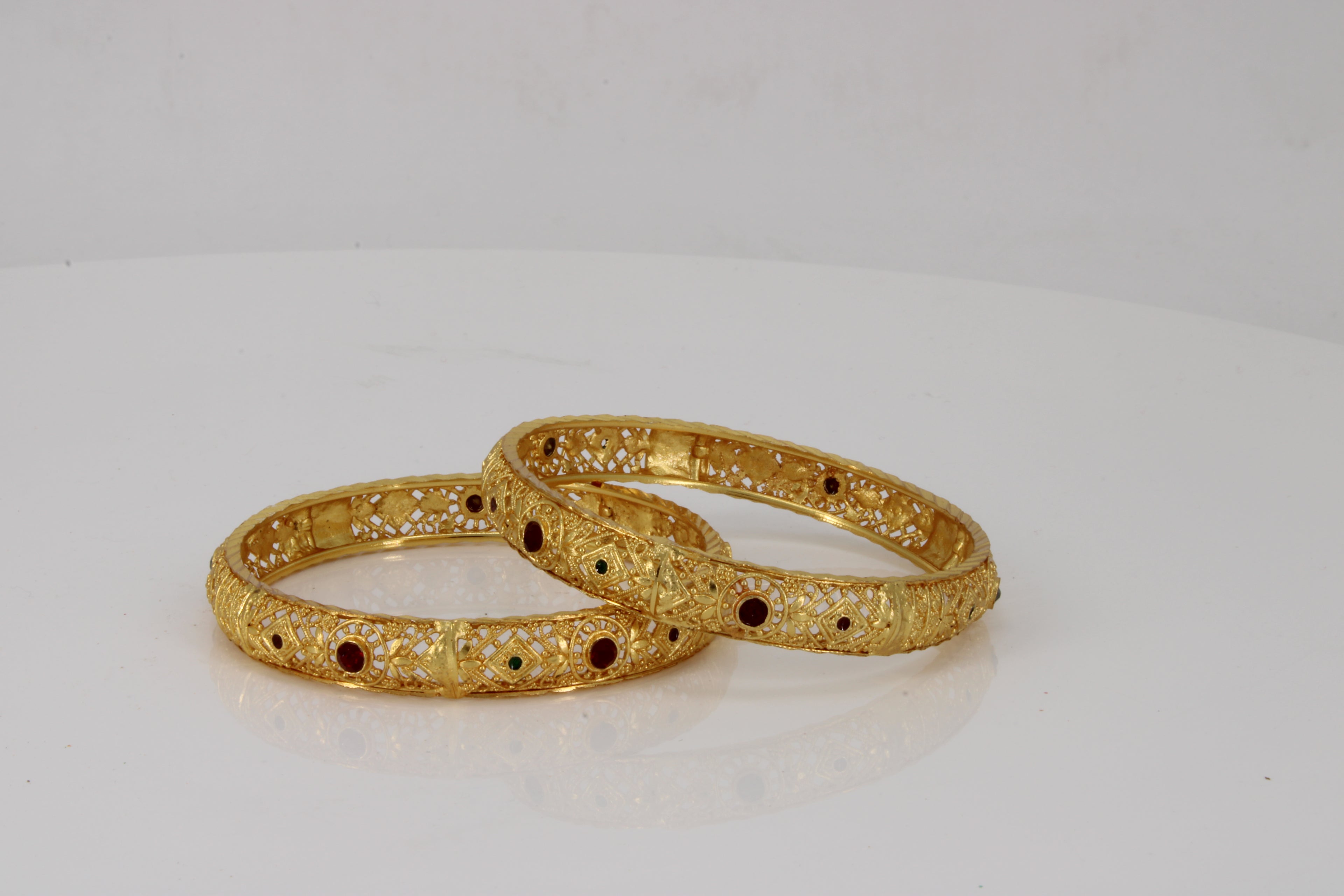 Ruby Gleam Bangles
