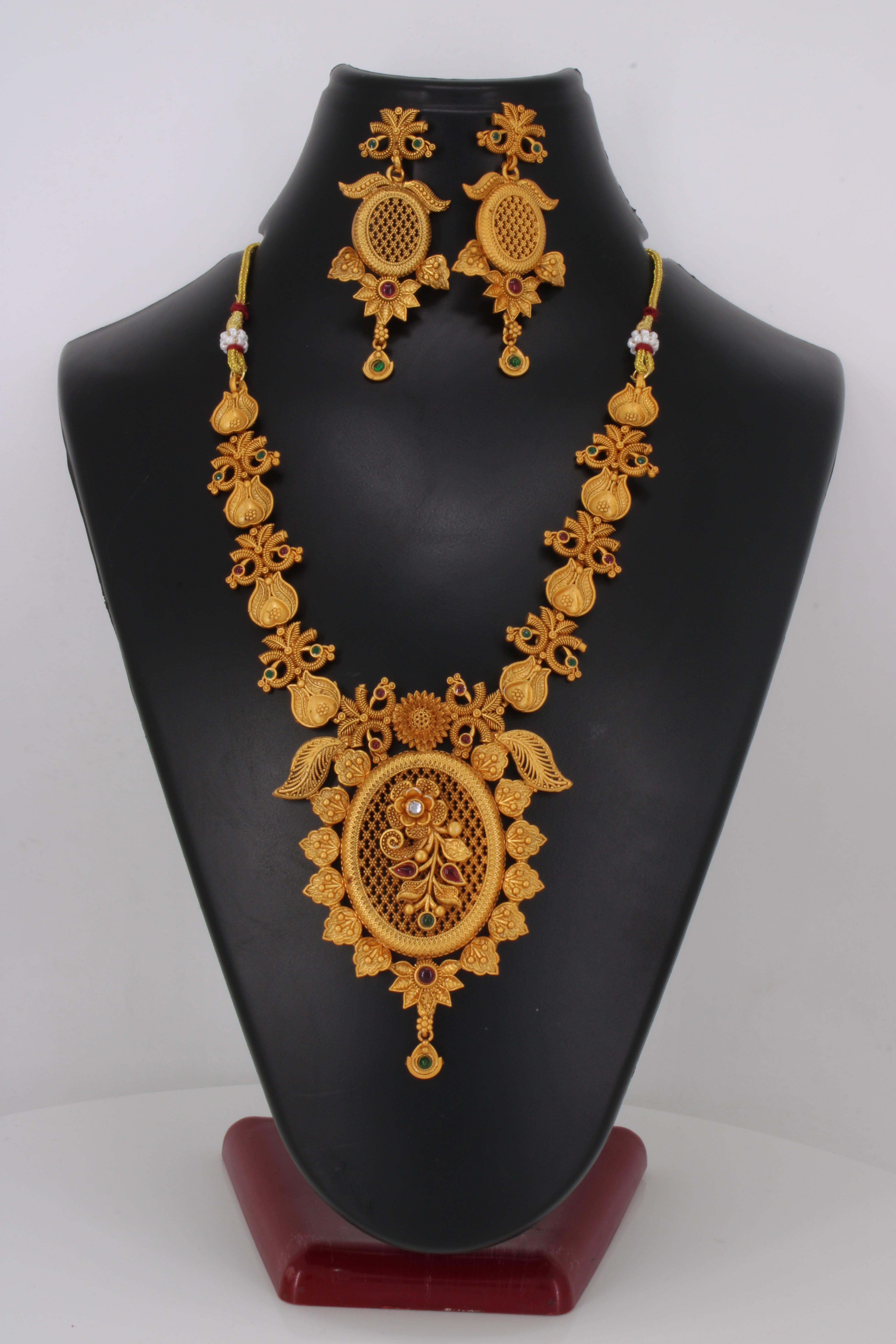 Lakshmi Haram Necklace Set