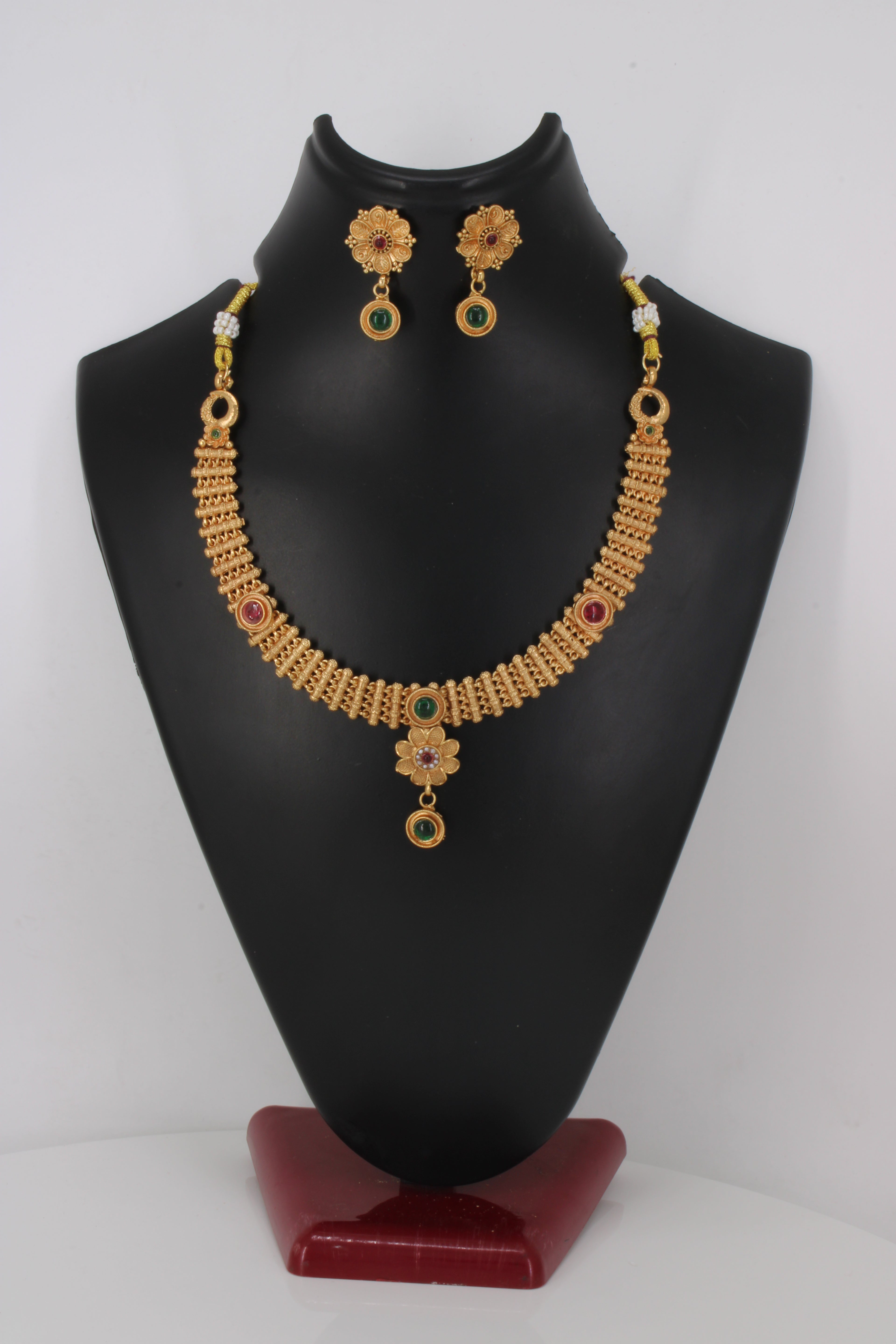 Golden Kundan Grace