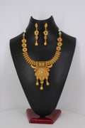 Divinecklace