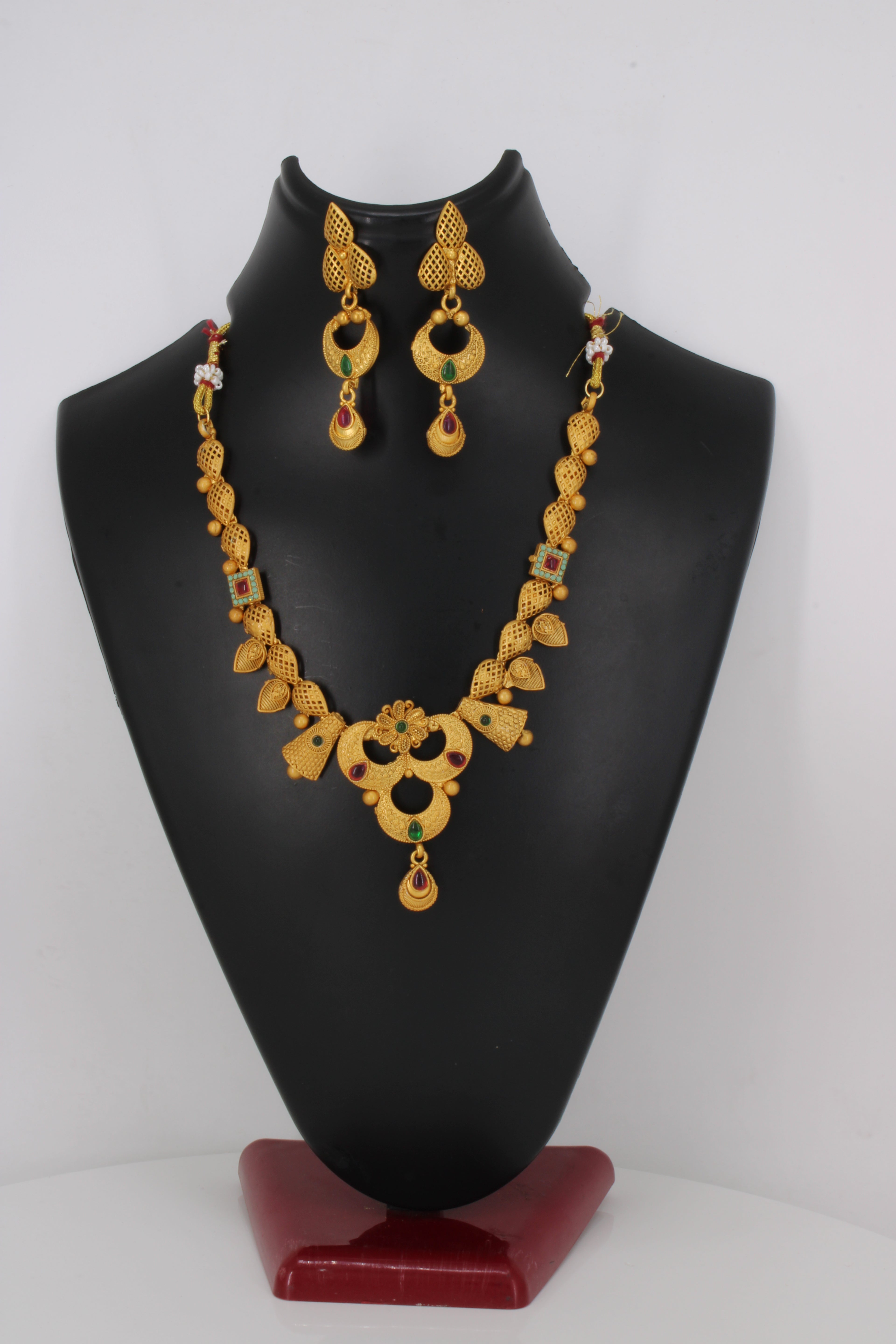 Golden Vine Necklace