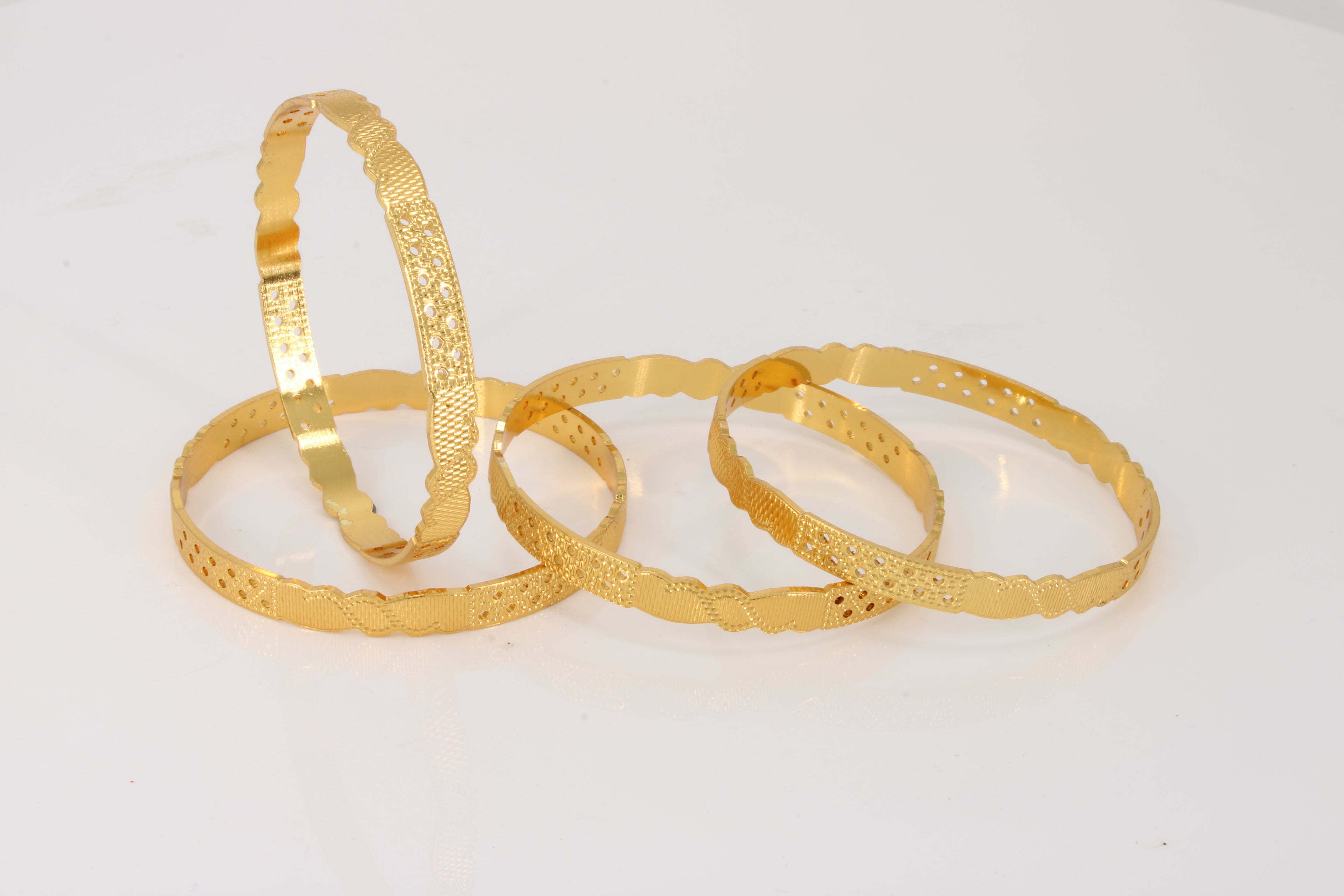 AELIA CNC GOLD PLATED BANGLES