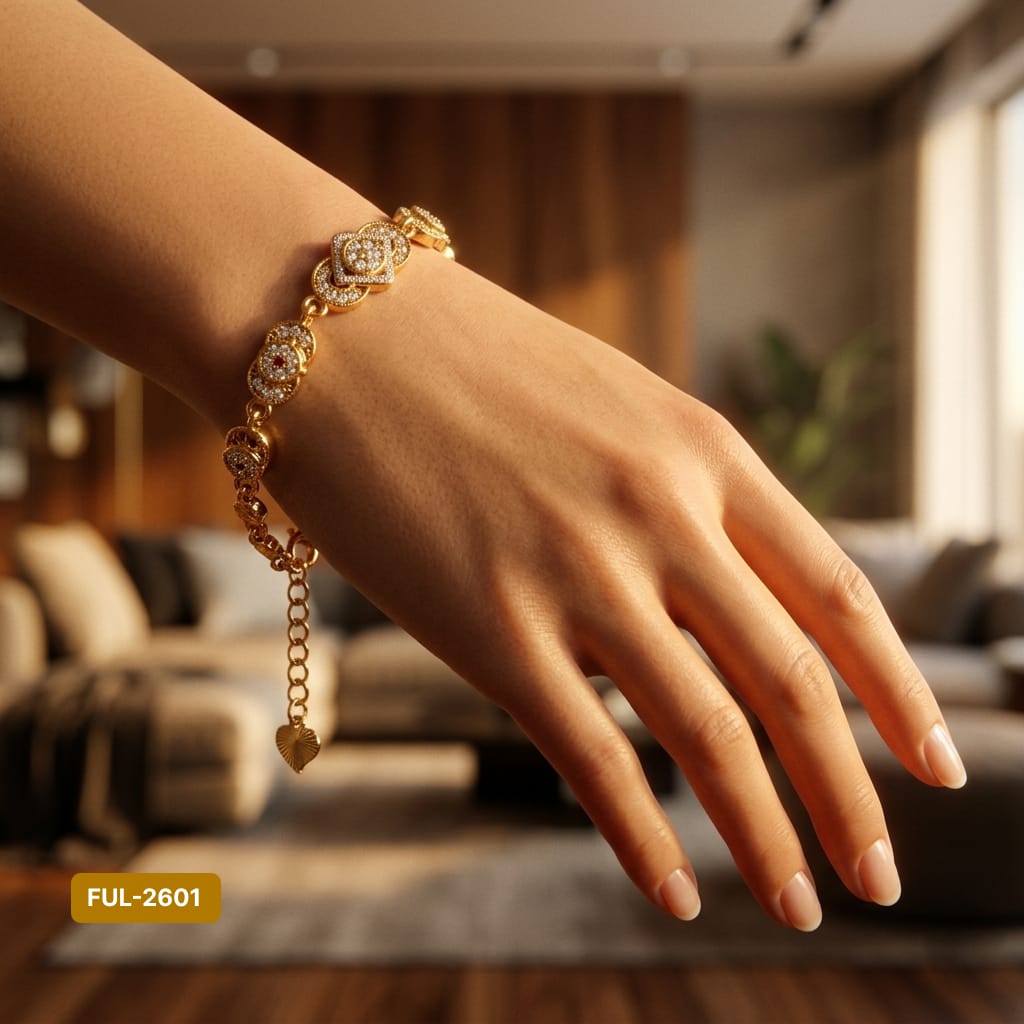 EVERYDAY ELEGANT BRACELET