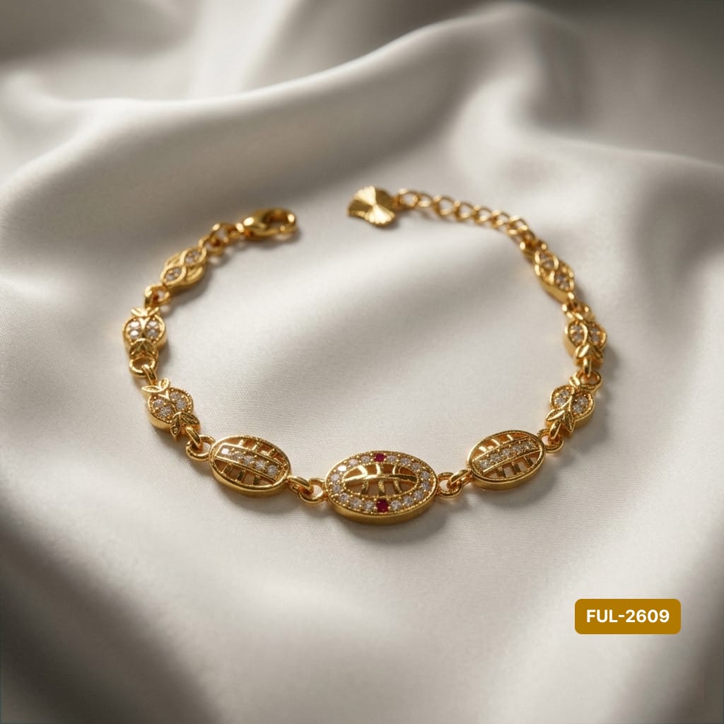 QUEENIE ITALIAN GOLD AND DIAMOND BRACELET
